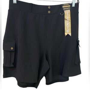 I Believe NWT woman’s scuba stretchy shorts black 2XL